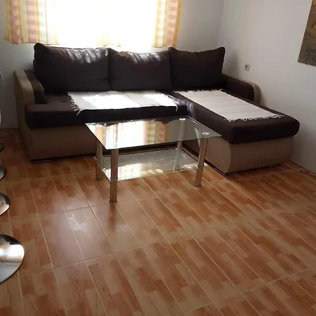 Zlatka Apartman *