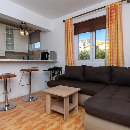 Zlatka Apartman