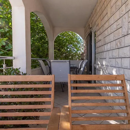 Zlatka Apartman